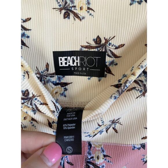 Beach Riot S Pink Yellow Floral Biker Shorts Printed Revolve Shopbop EUC Summer - Picture 6 of 6